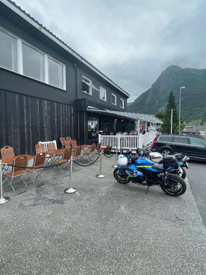 Gjoa Motell Rosendal Exteriör bild